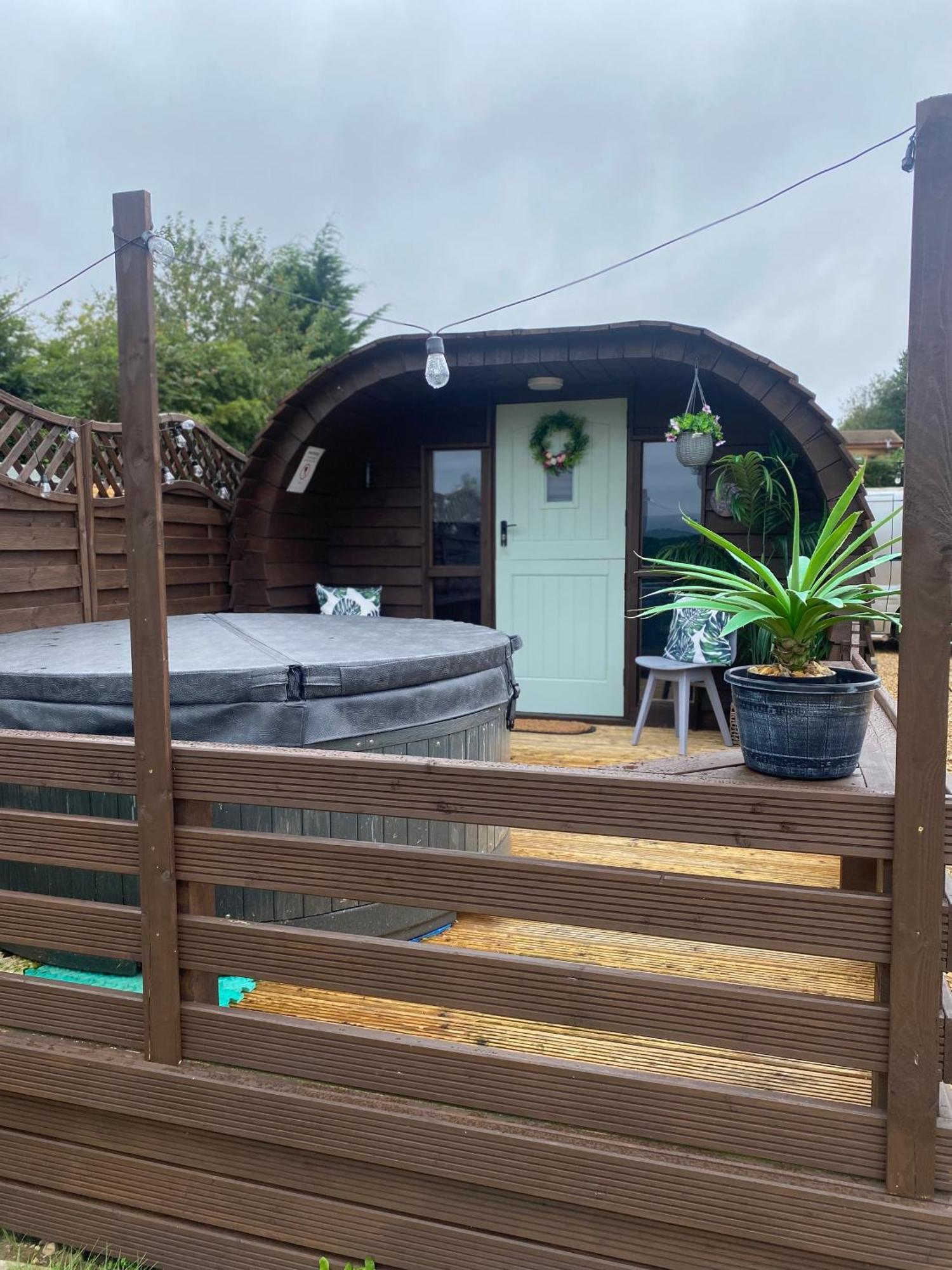 מלון Crabmill Glamping בודלי מראה חיצוני תמונה