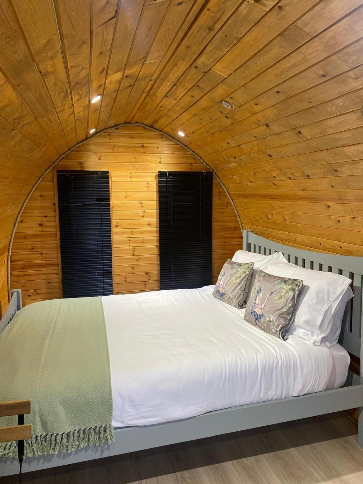 מלון Crabmill Glamping בודלי מראה חיצוני תמונה