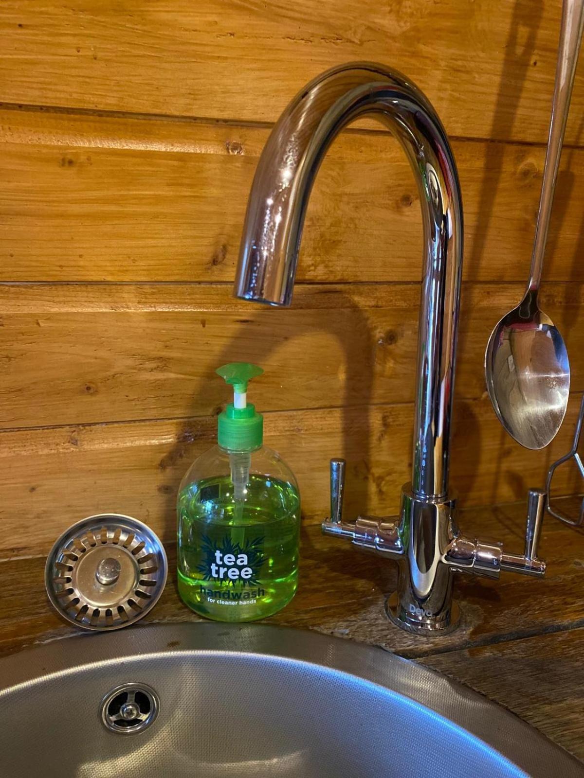 מלון Crabmill Glamping בודלי מראה חיצוני תמונה