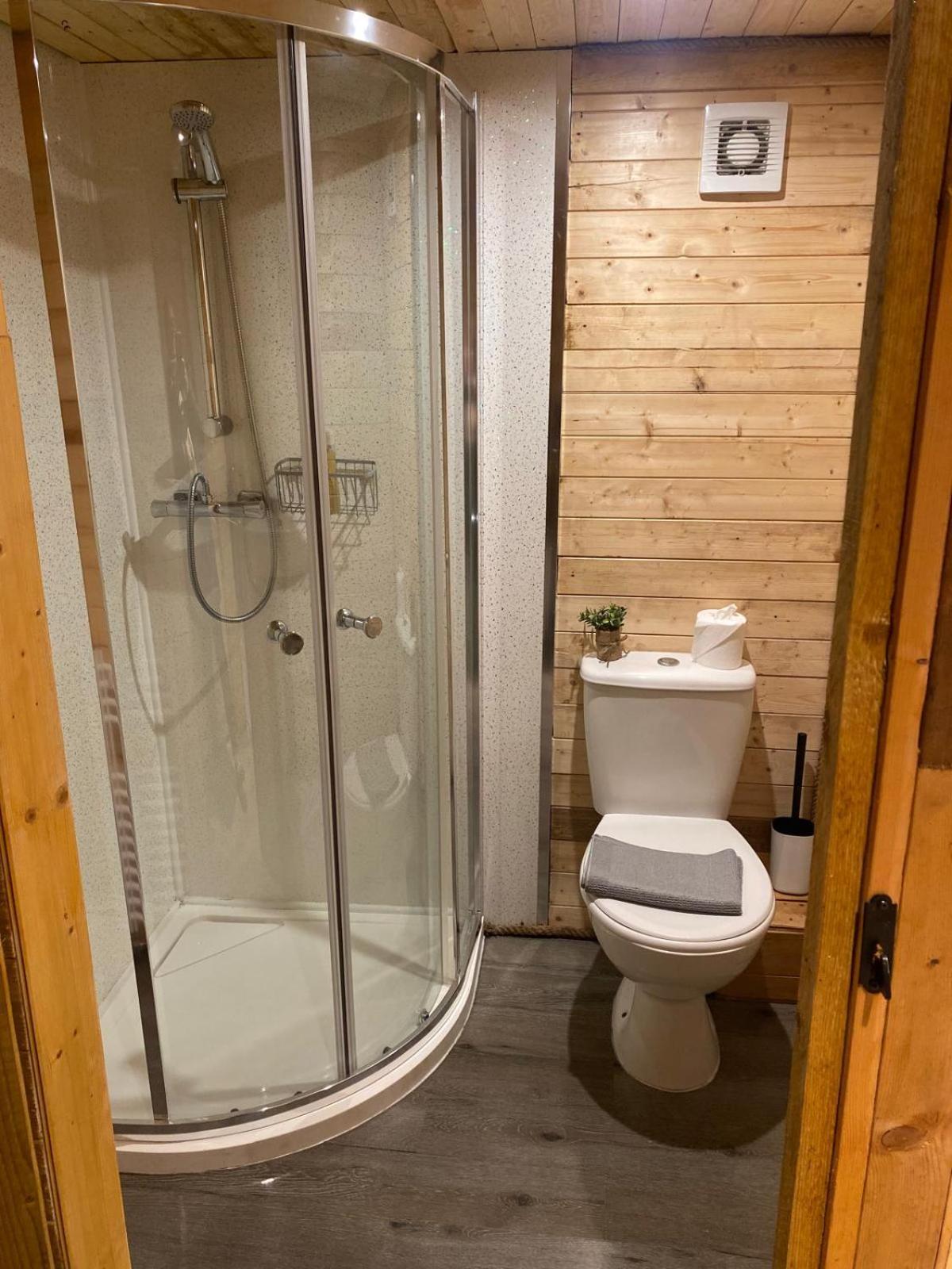 מלון Crabmill Glamping בודלי מראה חיצוני תמונה
